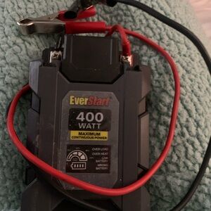 EverStart 400 Watt Power Inverter
